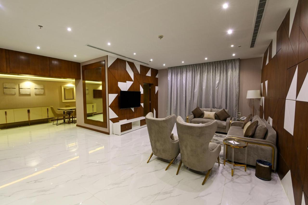 Motiara Hotel - La Valle Mall Ριάντ Εξωτερικό φωτογραφία