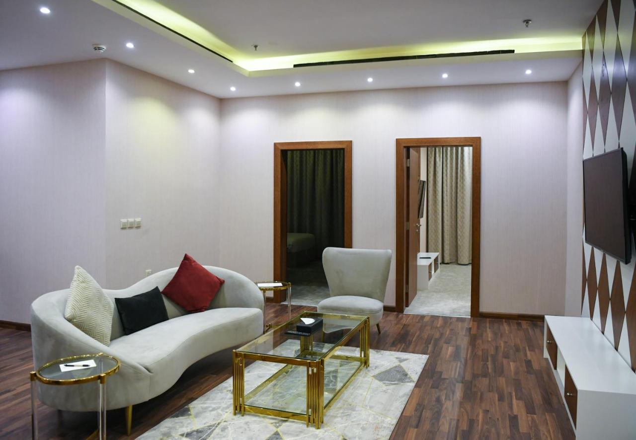 Motiara Hotel - La Valle Mall Ριάντ Εξωτερικό φωτογραφία