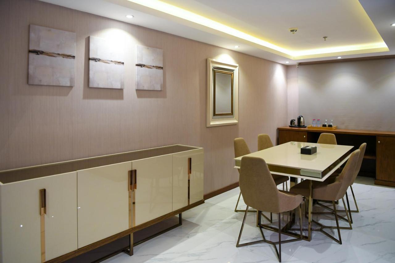 Motiara Hotel - La Valle Mall Ριάντ Εξωτερικό φωτογραφία
