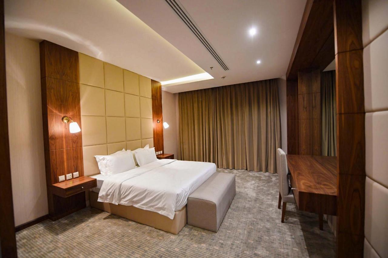 Motiara Hotel - La Valle Mall Ριάντ Εξωτερικό φωτογραφία